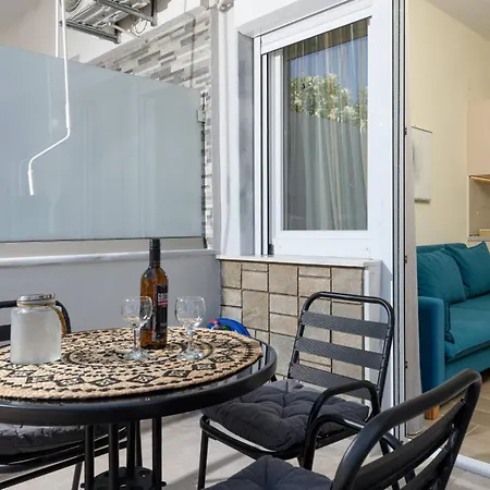 Chara Sea View Luxury House Lejlighed