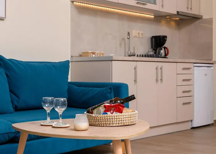 Chara Sea View Luxury House * Liménasz
