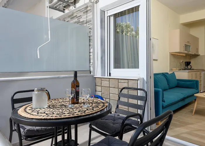 Chara Sea View Luxury House Apartman